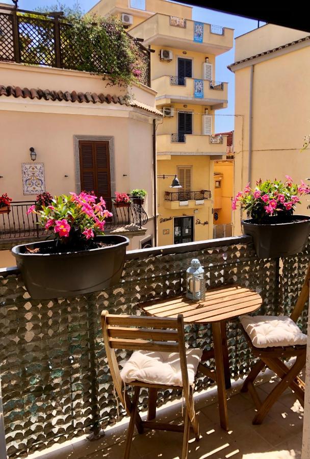 Favola Affittacamere Nettuno Exterior photo